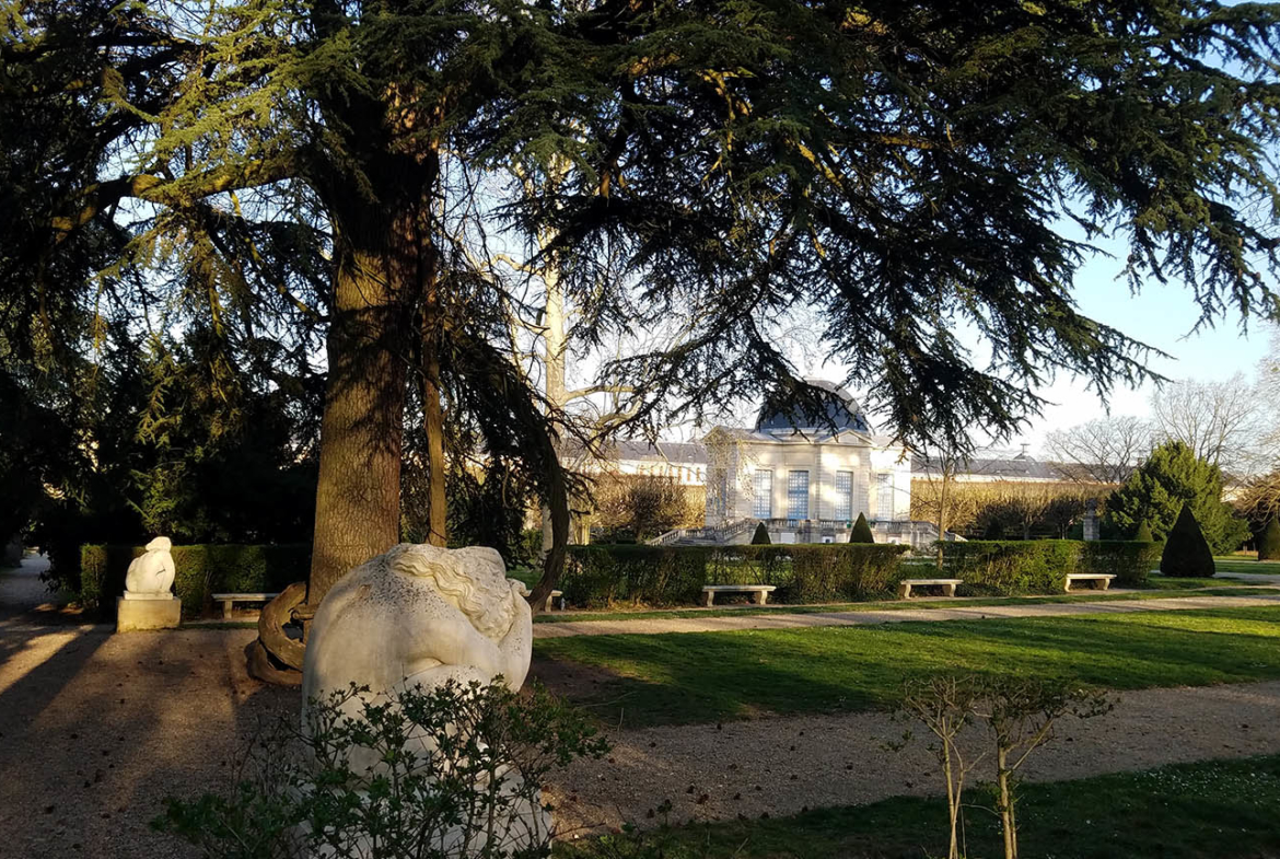 Parc de Sceaux, Pavillon de l'aurore, bureau du ministre Colbert et statue du Crépuscule